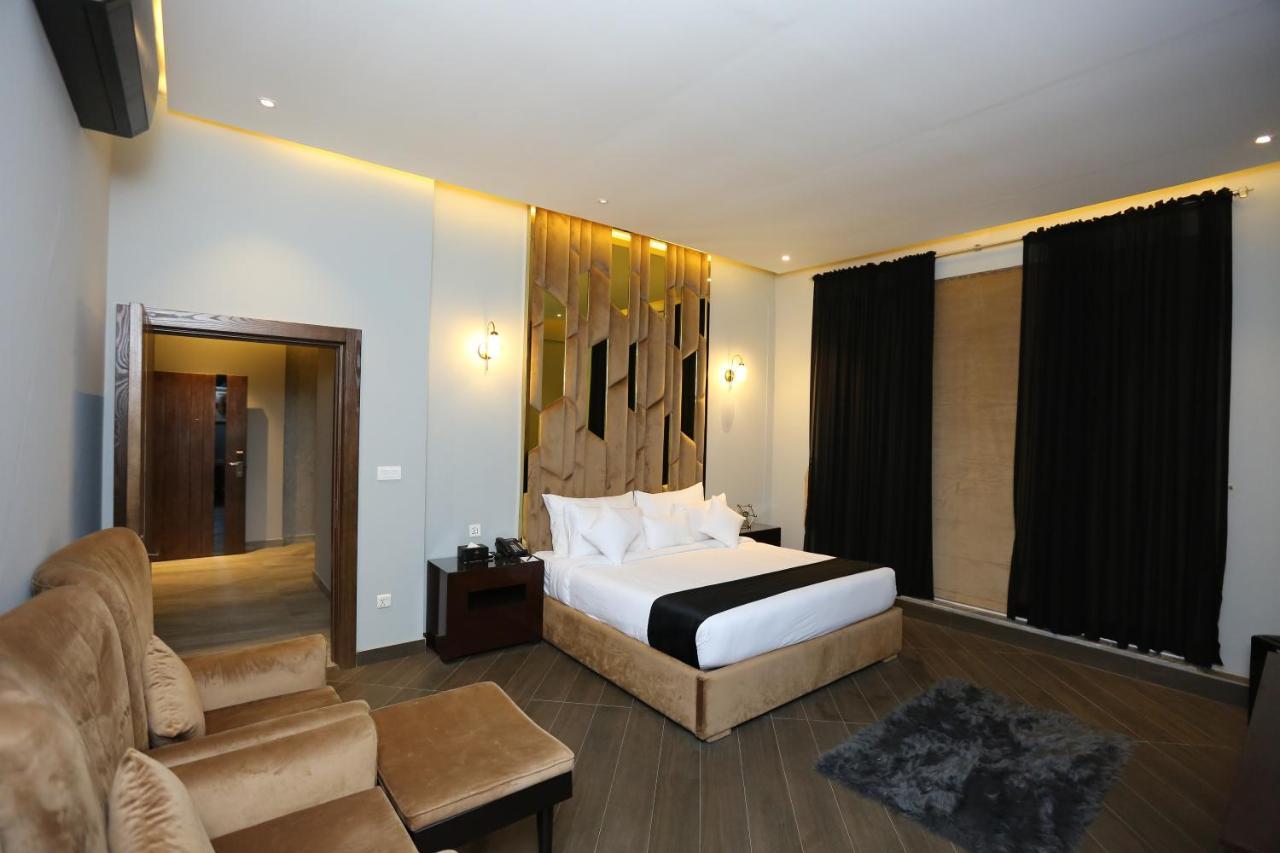 The Orchard Hotel Lahore Exterior photo